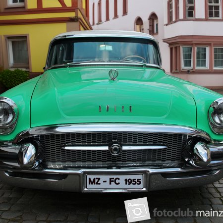 2025 Ausstellung "70 Jahre Fotoclub" - Gloria Schneider: "Buick 1955"